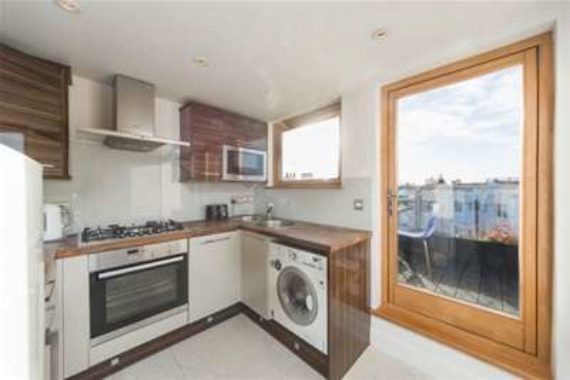 2 bedroom Flat to re...